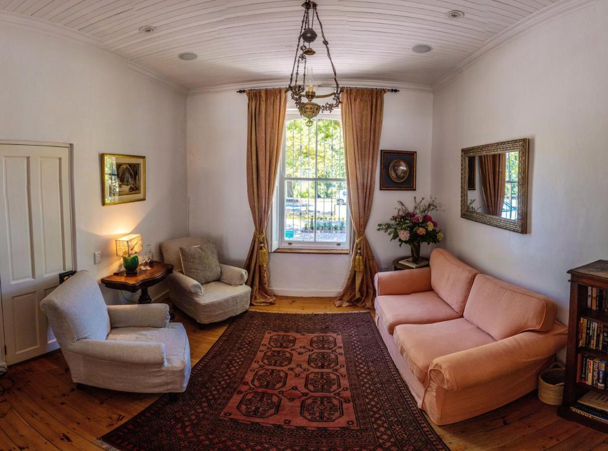Kolonie'S Tuin Hotel สเตลเลนบอช ภายนอก รูปภาพ